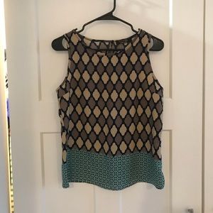 Retro pattern top with cutout back detail